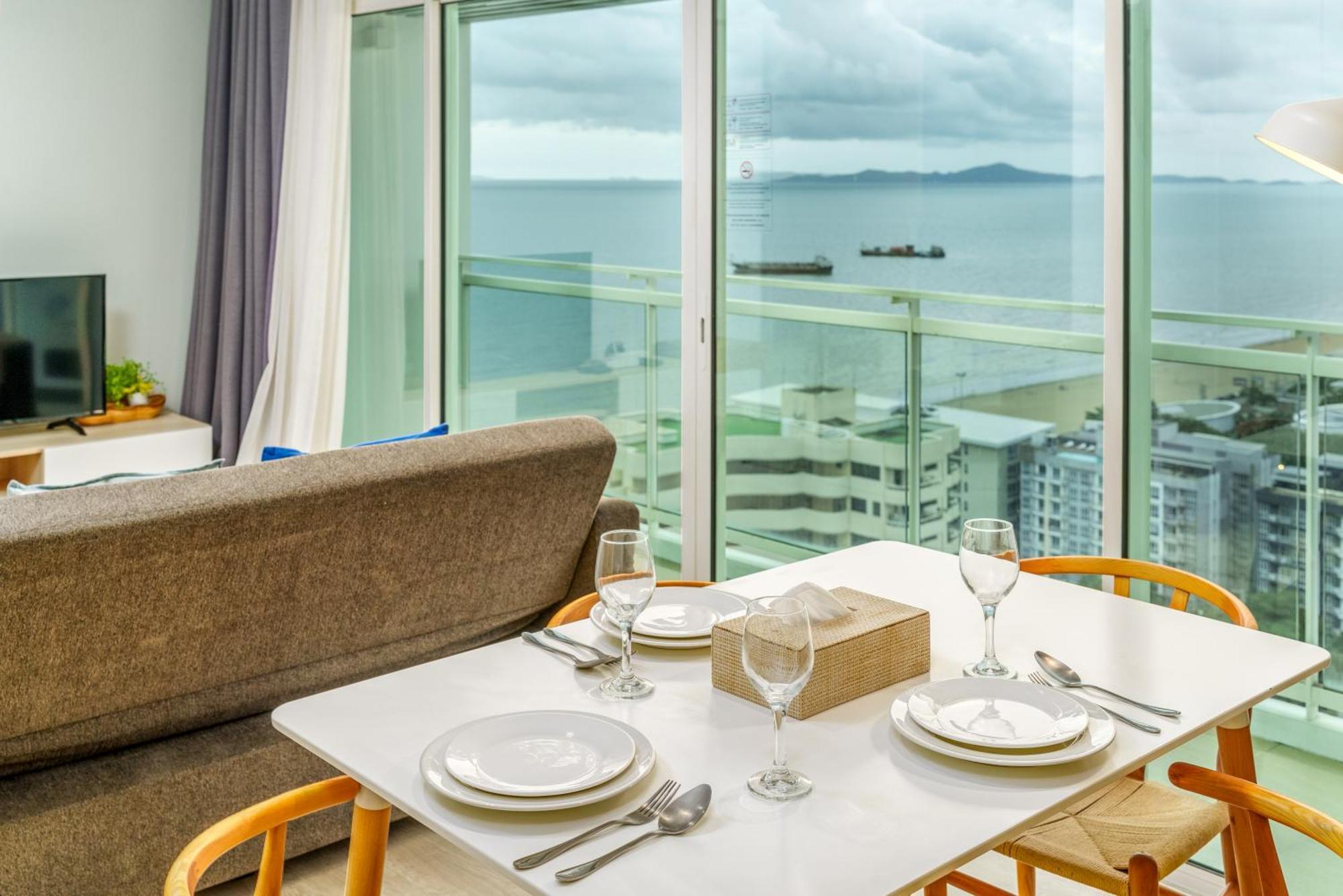 Veranda Residence By Ning Pantai Jomtien Bagian luar foto